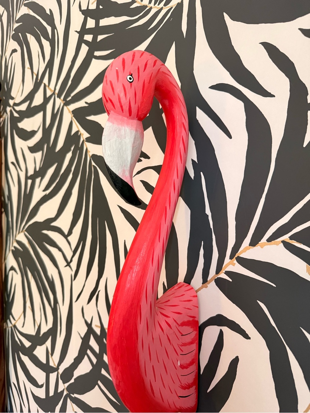 🦩Pink Flamingo Bust Wall Accent - Decorative Home Wall Decor - Picture 5 of 13
